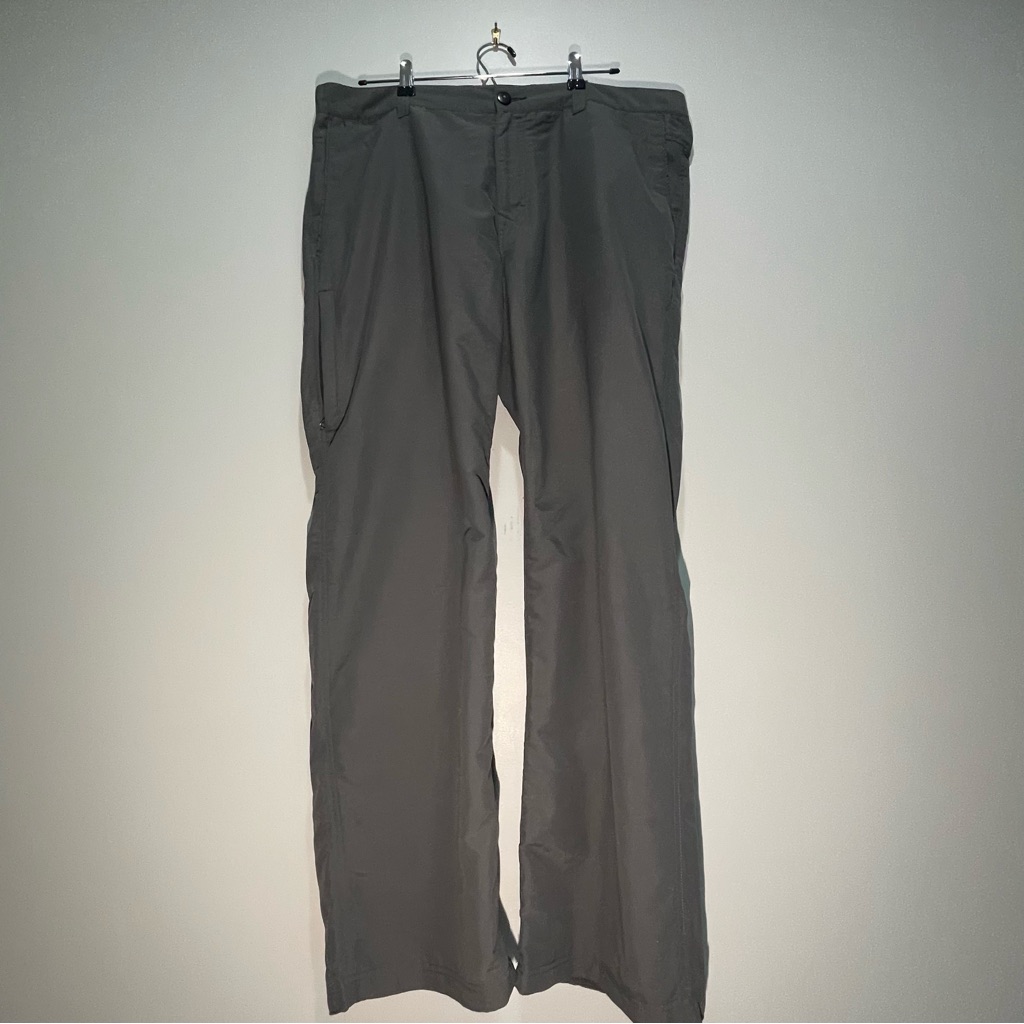 Rei Men’s Gray Nylon Very Lightweight Pants Size 38 X 30